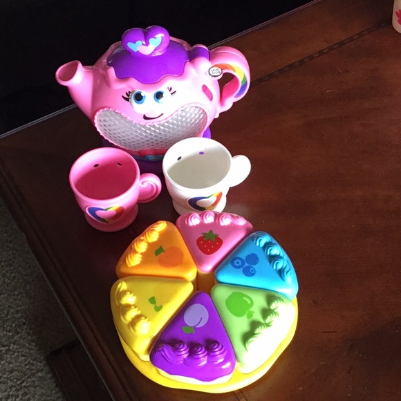 Leap Frog Toys Adorable Leap Frog Tea Set Makes Pouring Sounds